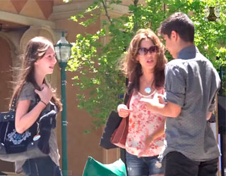 Sua filha é muito bonita, posso pedir o número do telefone dela?