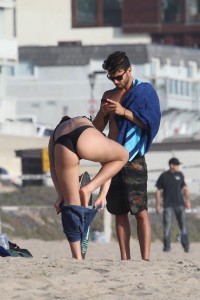 bunda bruna marquezine
