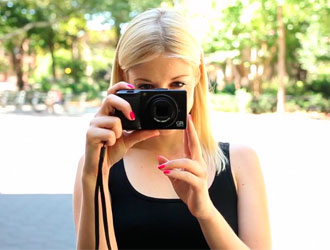 Scrapbooking: Curta sombrio com a pornstar Charlotte Stokely