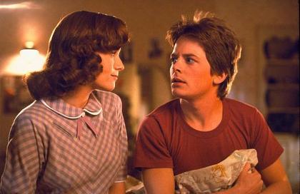 De Volta Para o Futuro: e se Marty McFly tivesse transado com sua mãe?