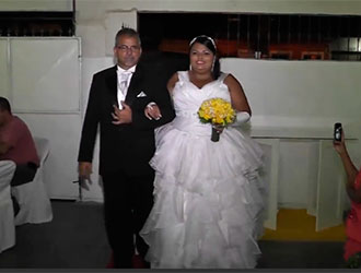 Nunca convide seu cunhado para ser o DJ do seu casamento