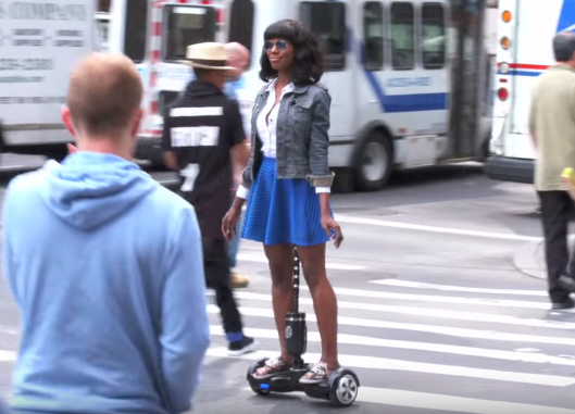 Assista o vídeo do 'dildo hoverboard' o veículo pessoal q...