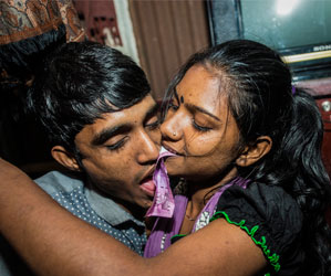 Puteiro em Bangladesh: fotos revelam realidade assustadora