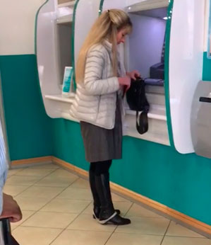 Porque você deve evitar usar calcinha com elástico relaxado!