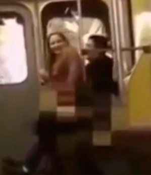 Casal transa em frente dos passageiros em metrô e pode pegar 5 anos de prisão