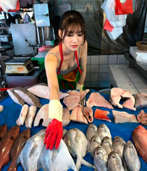 Liu Pengpeng, a vendedora de peixe mais bonita de Taiwan