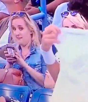 Quando você aprova tanto algo que até leva uma recordação