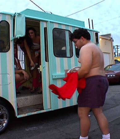 O primeiro vídeo do Bang Bus publicado no Xvideos