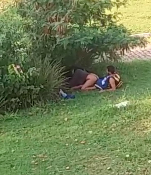 Narrando a foda alheia durante o flagra