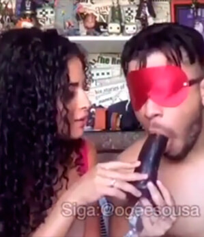 Quando a tua esposa te ferra na frente de milhares de pessoas em uma live