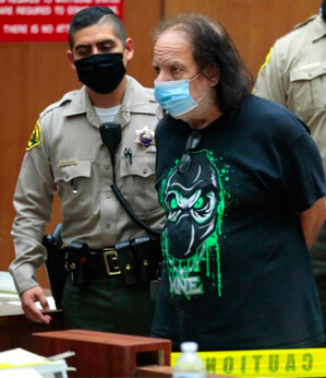 Ron Jeremy acusado de agressão sexual e estupro por quatro mulheres