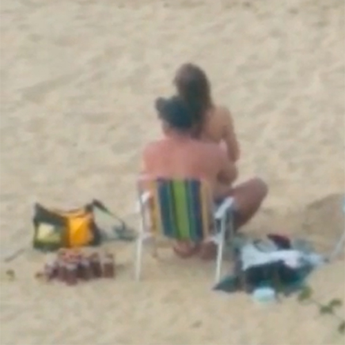 Casal é flagrado transando na Praia Brava, em Itajaí-SC